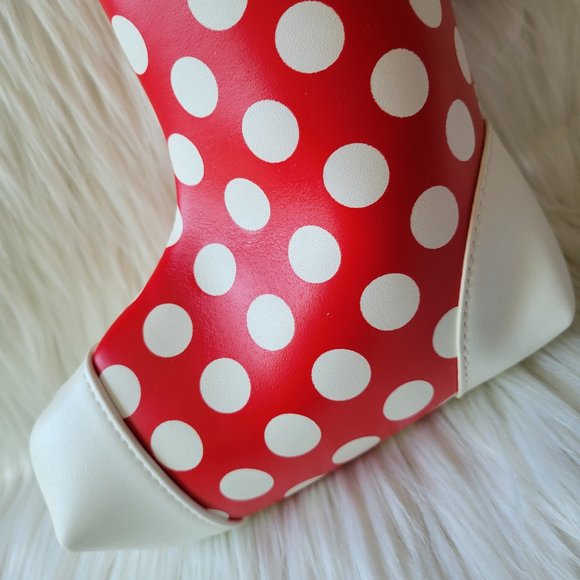 Loungefly Minnie Mouse Stocking Crossbody Bag - Picture 6 of 13